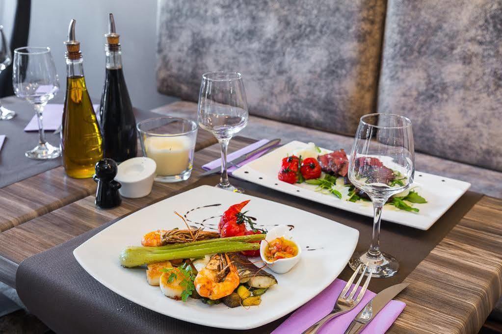 קאן סור מר Hotel Grimaldi מראה חיצוני תמונה